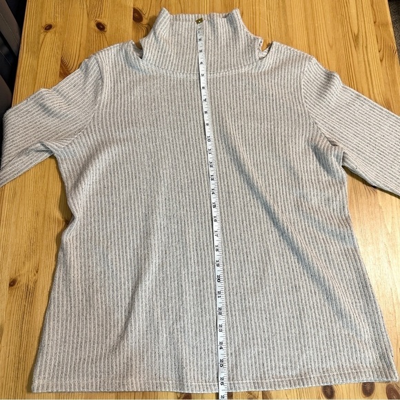 Clara Sunwoo Tan Turtle Neck Cut Out Knit Stretch Sweater Women’s Size XL - Picture 5 of 9